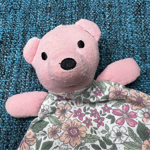 Max & Olivia Mini Teddy Bear Floral Security Blanket in Pink and Green - Picture 3 of 5